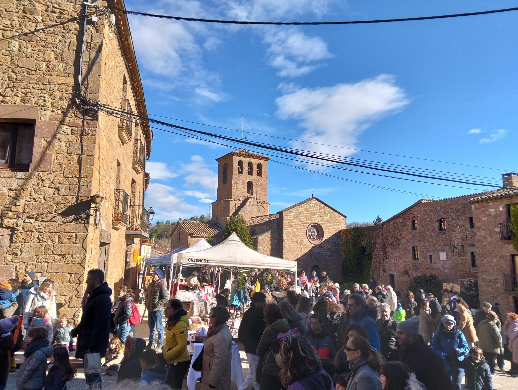 La Fira de Tardor de l'Estany torna a omplir els carrers del poble